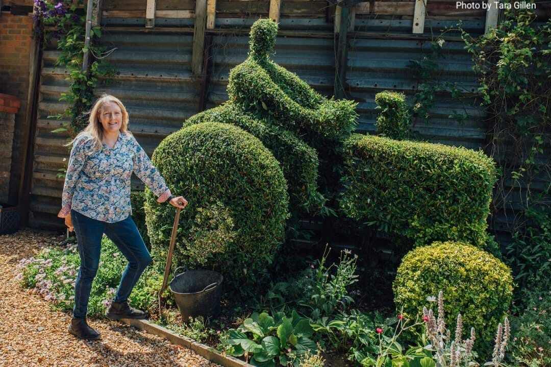 Tractor-shaped topiary by Keith Miles